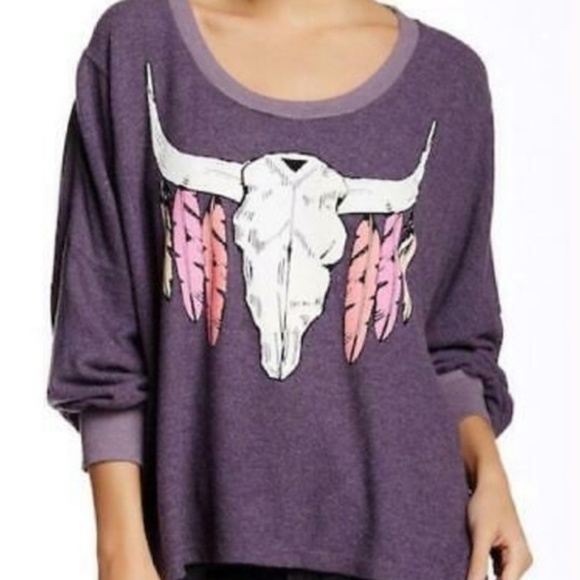 WILDFOX PURPLE NEVADA OUTLAW STEER HEAD AND FEATHERS TOP - Picture 1 of 3